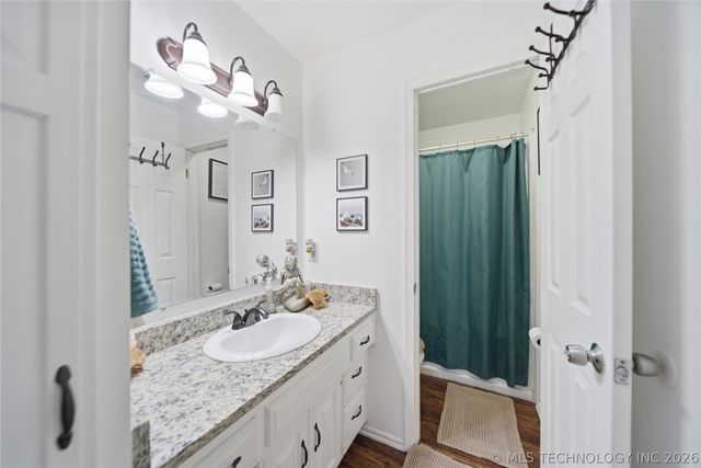 9211 N 155th East Avenue N, Owasso, OK 74055