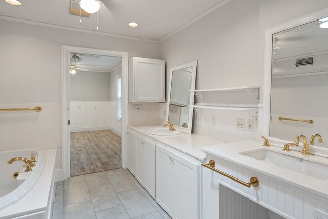 1125 Doe Run Road, Tool, TX 75143
