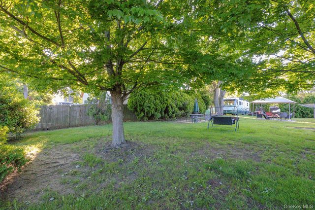 96 Hudson Avenue, Brentwood, NY 11717