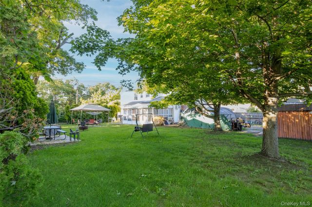 96 Hudson Avenue, Brentwood, NY 11717