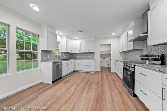 9609 Jenny Lind, Fort Smith, AR 72908