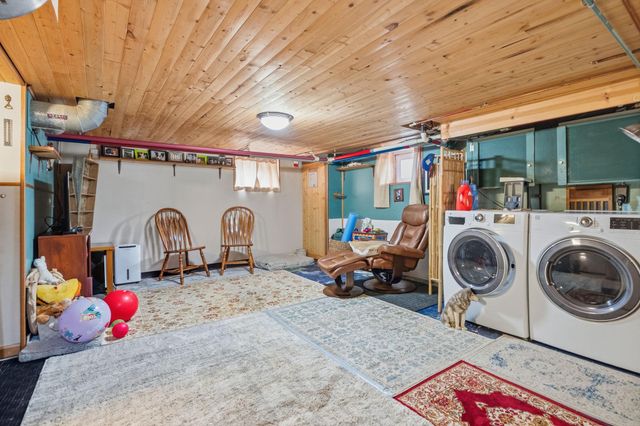 915 E WALNUT ST, North Wales, PA 19454