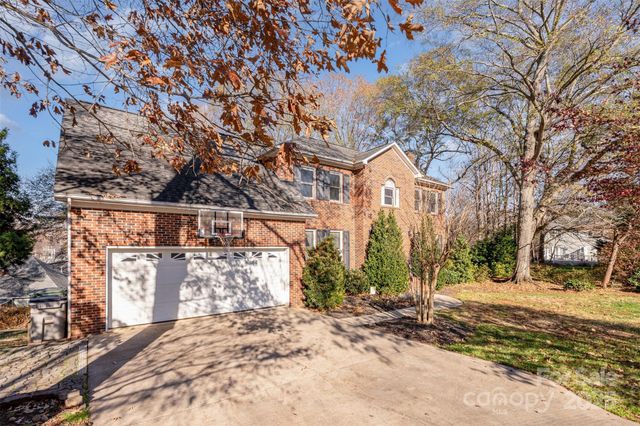 2640 Petersburg Court, Gastonia, NC 28056