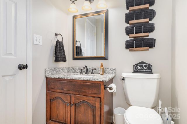 2640 Petersburg Court, Gastonia, NC 28056