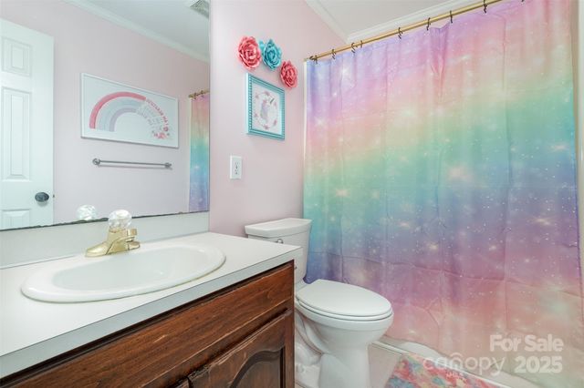 2640 Petersburg Court, Gastonia, NC 28056