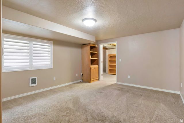 43 E PEACHTREE DR, Centerville, UT 84014