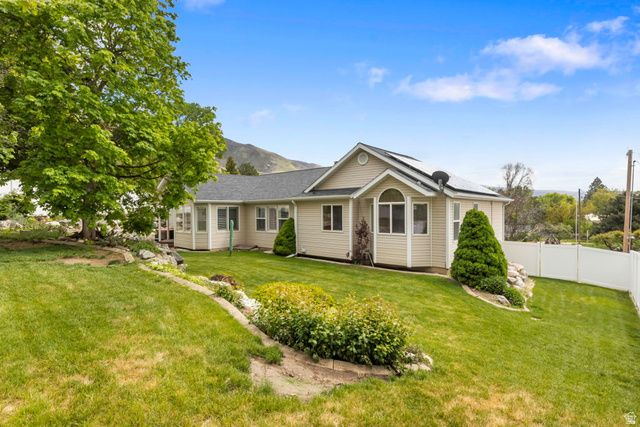 43 E PEACHTREE DR, Centerville, UT 84014