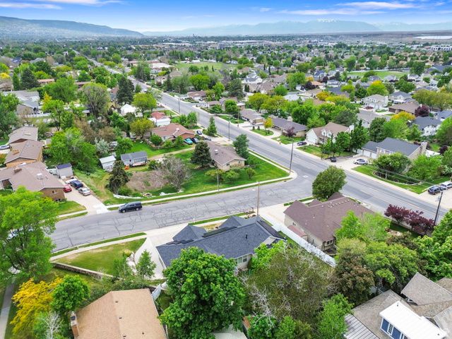 43 E PEACHTREE DR, Centerville, UT 84014