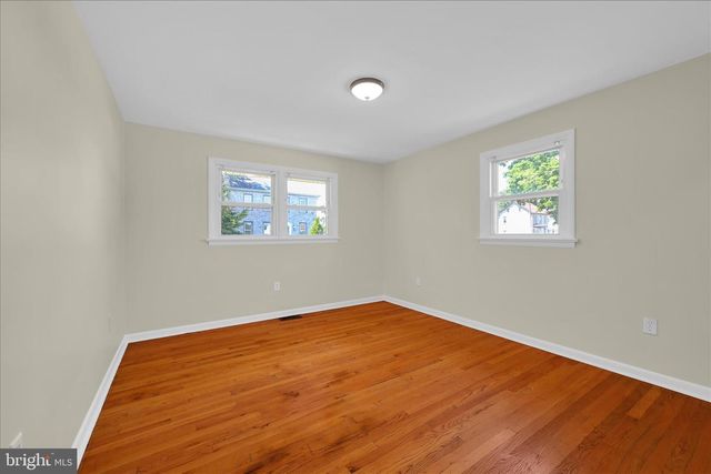 34 LOCUST LN, Quentin, PA 17083