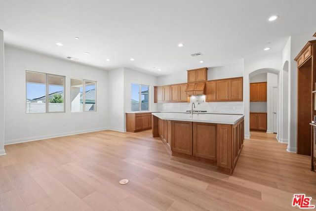 12616 Espalier Court, Bakersfield, CA 93311