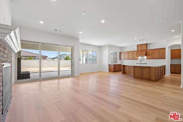 12616 Espalier Court, Bakersfield, CA 93311