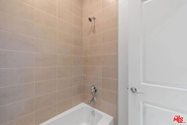 12616 Espalier Court, Bakersfield, CA 93311