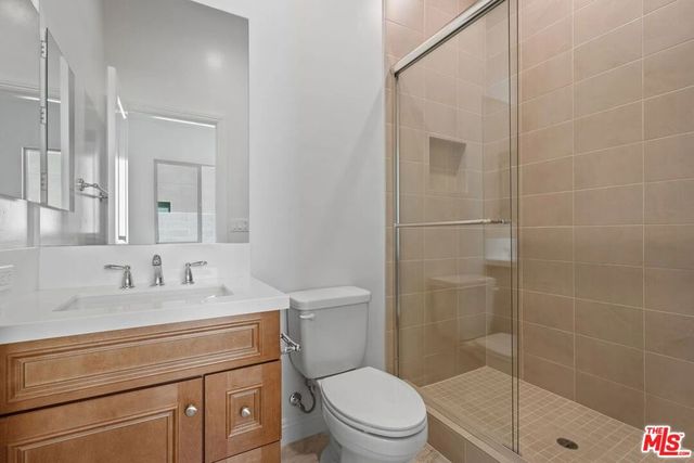 12616 Espalier Court, Bakersfield, CA 93311