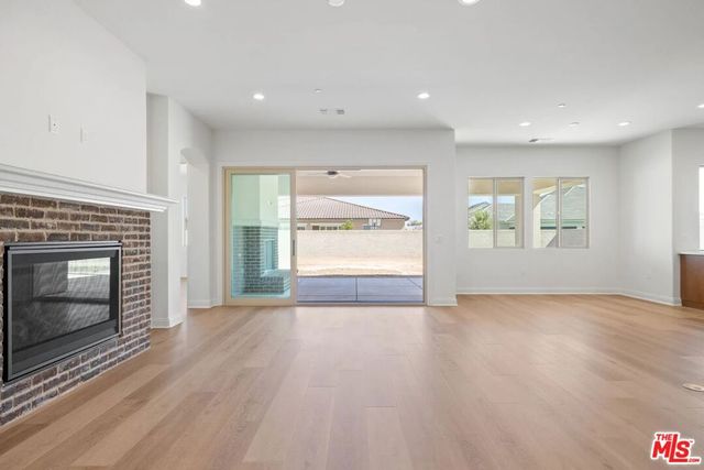 12616 Espalier Court, Bakersfield, CA 93311