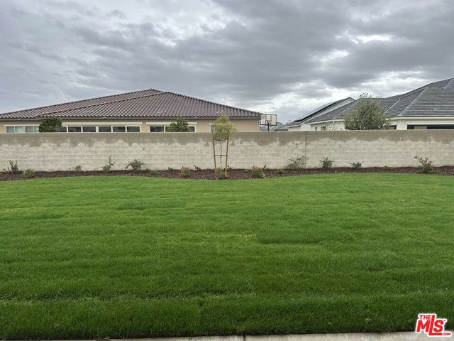 12616 Espalier Court, Bakersfield, CA 93311