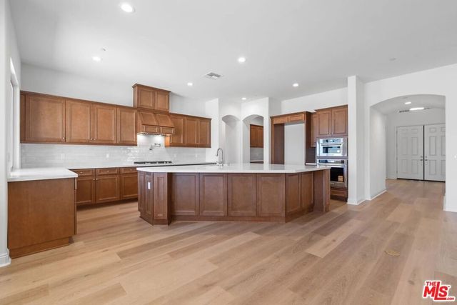 12616 Espalier Court, Bakersfield, CA 93311