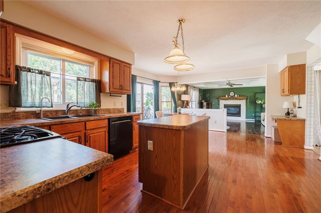 1479 Chigwell Lane North, Webster, NY 14580
