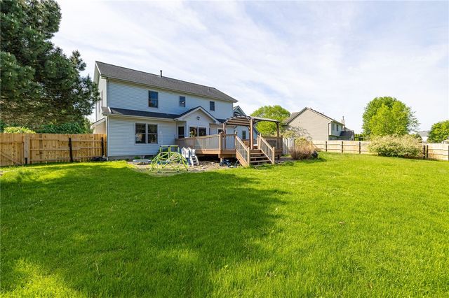 1479 Chigwell Lane North, Webster, NY 14580