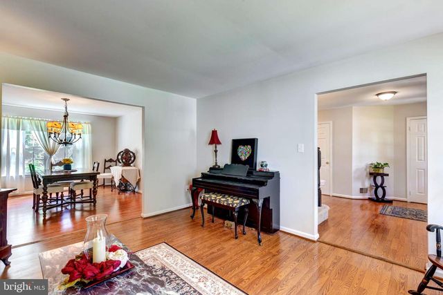 697 GARDEN CT, Westminster, MD 21157