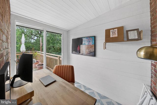 1395 SHERIDAN ST NW, Washington, DC 20011
