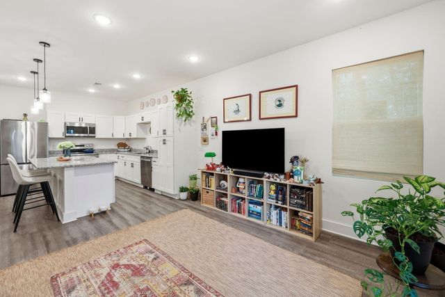 4227 Barnwell Avenue, North Charleston, SC 29405