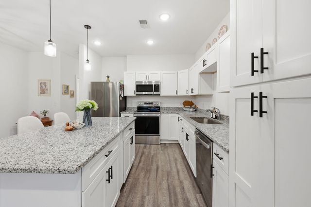 4227 Barnwell Avenue, North Charleston, SC 29405