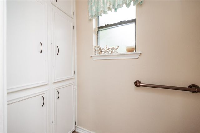 2817 Parkgreen Dr, Corpus Christi, TX 78414