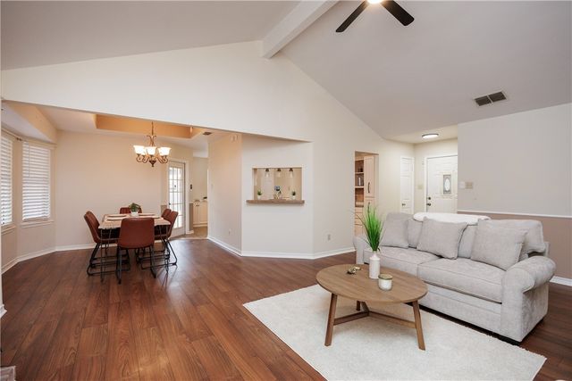 2817 Parkgreen Dr, Corpus Christi, TX 78414