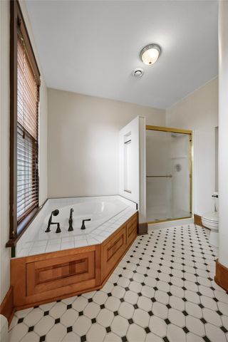 103 10th Avenue SW, Mt Vernon, IA 52314