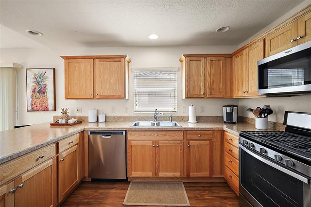 2443 DOOLEY STREET, The Villages, FL 32163