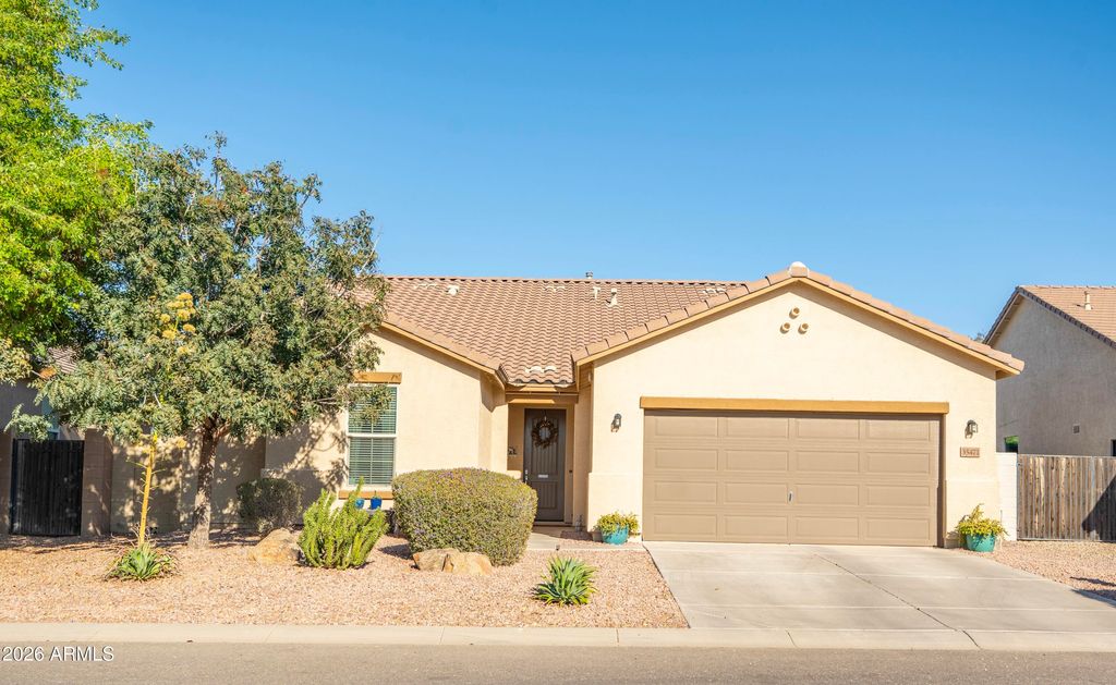 35471 N Bandolier Drive, San Tan Valley, AZ 85144 — exterior