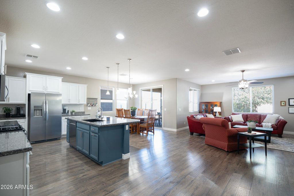 35471 N Bandolier Drive, San Tan Valley, AZ 85144 — photo 4