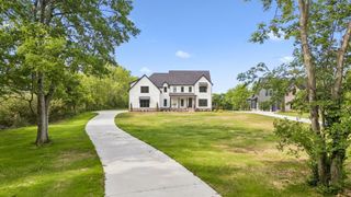 2428 River Rd, Murfreesboro, TN 37129