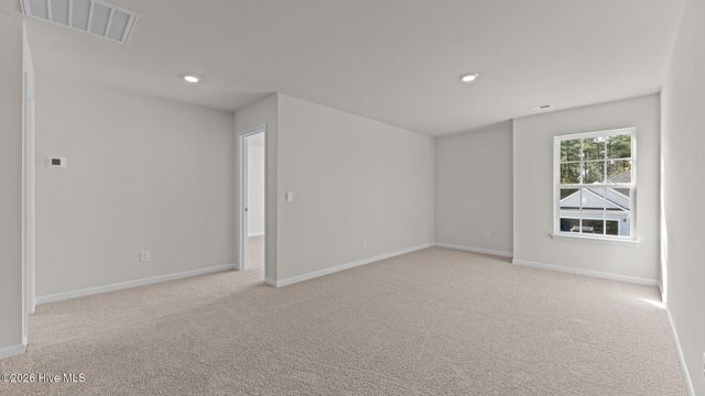1100 Aviator Lane, Ayden, NC 28513