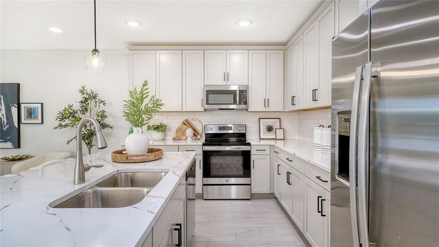 5213 SENZA TRAIL, Palmetto, FL 34221