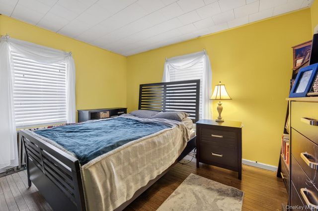 12 Altamore Street, Melville, NY 11747