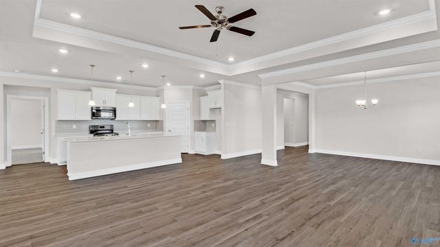 217 Crane Hollow Lane, Huntsville, AL 35811