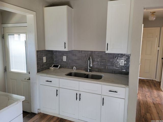 119 Venice, San Antonio, TX 78201