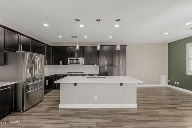 79 N ABALONE Drive, Gilbert, AZ 85233