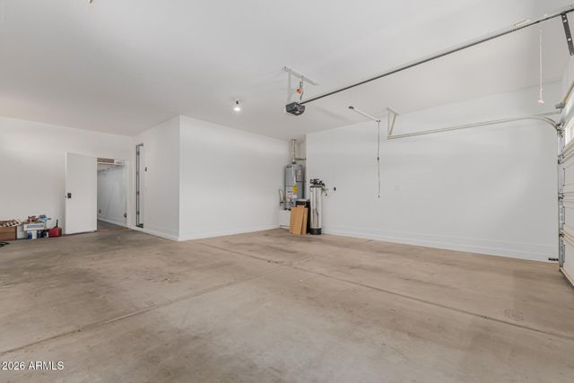 79 N ABALONE Drive, Gilbert, AZ 85233