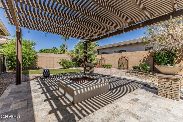 79 N ABALONE Drive, Gilbert, AZ 85233