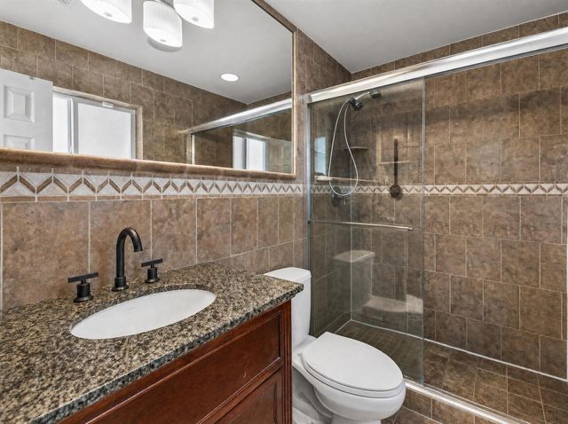 330 SE 10th Street, Pompano Beach, FL 33060