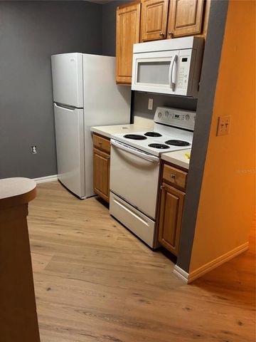 5500 BENTGRASS DRIVE 6-110, Sarasota, FL 34235