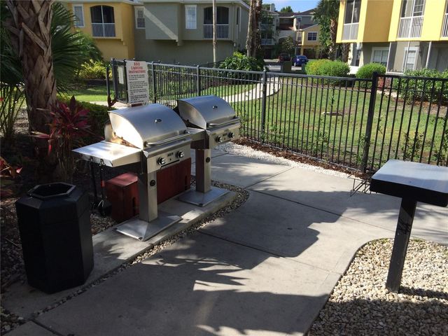 5500 BENTGRASS DRIVE 6-110, Sarasota, FL 34235