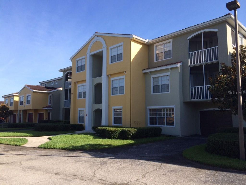 5500 BENTGRASS DRIVE 6-110, Sarasota, FL 34235