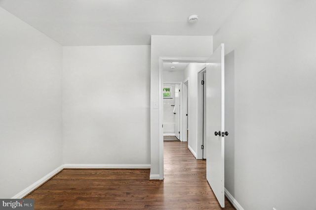 6214 GOLDEN RING RD, Baltimore, MD 21237