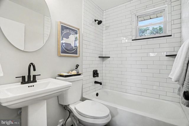6214 GOLDEN RING RD, Baltimore, MD 21237