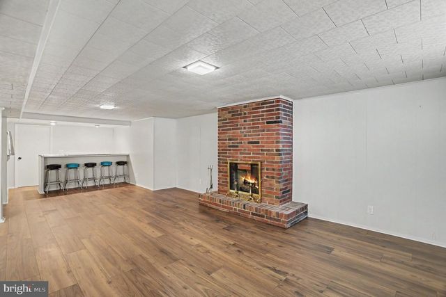 6214 GOLDEN RING RD, Baltimore, MD 21237