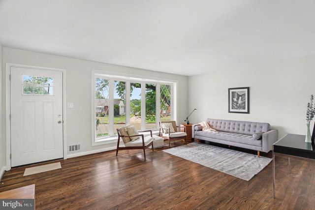 6214 GOLDEN RING RD, Baltimore, MD 21237