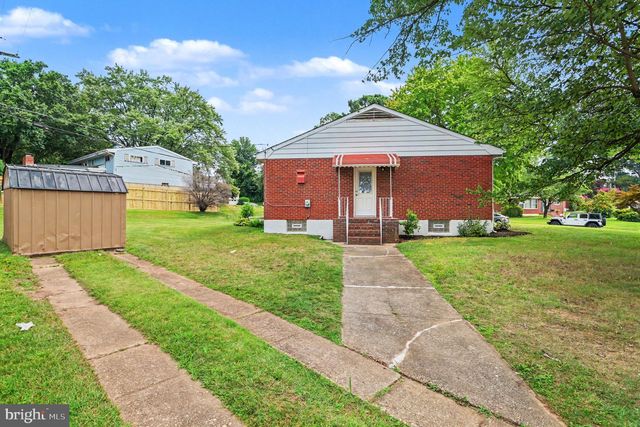 6214 GOLDEN RING RD, Baltimore, MD 21237